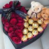 товар Серце “Для найулюбленішої” троянди, цукерки та ведмедики