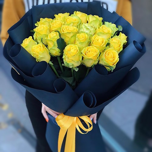 Фото товара Траурний букет жовтих троянд у Івано-Франківську