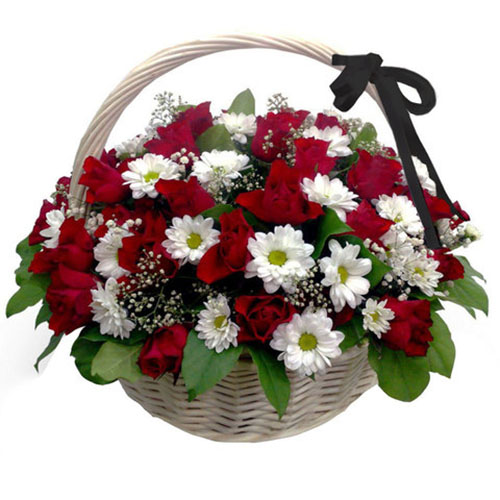 корзина квітів на похорон в Івано-Франківську
