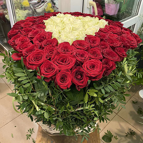 Фото товара 101 роза серце в кошику у Івано-Франківську